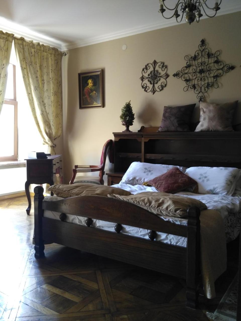 Apartment On Rynok Square Lviv Luaran gambar